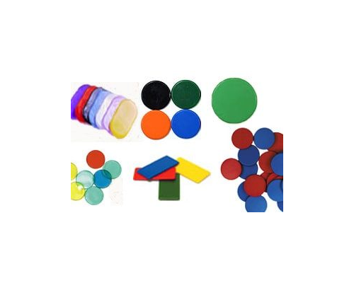 Fichas de plástico en diferentes tamaños y colores 1